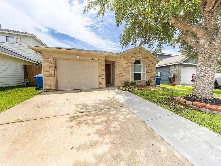 15406 Apple Bloom Way — Photo 1