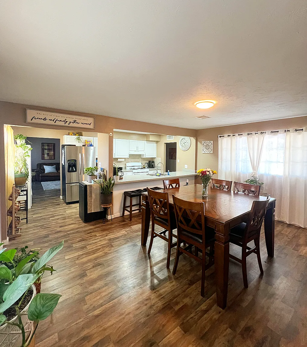 2979 S Ivy Ln — Photo 3