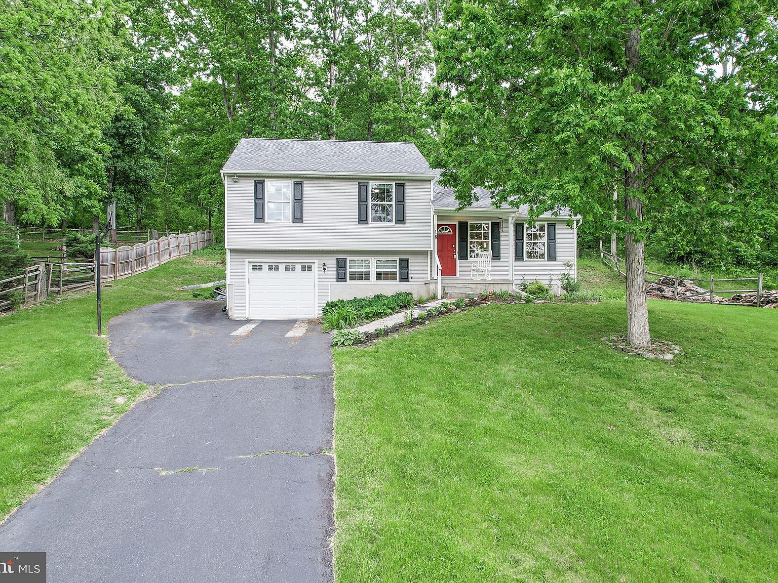 18 Deep Powder Trl, Fairfield, PA 17320 Zillow