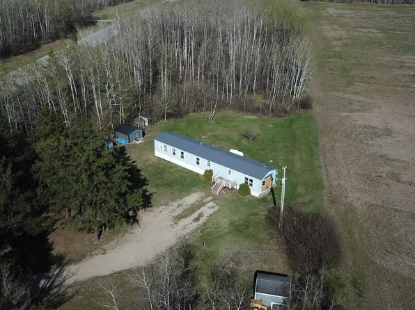 57694 County Road 12, Warroad, MN 56763