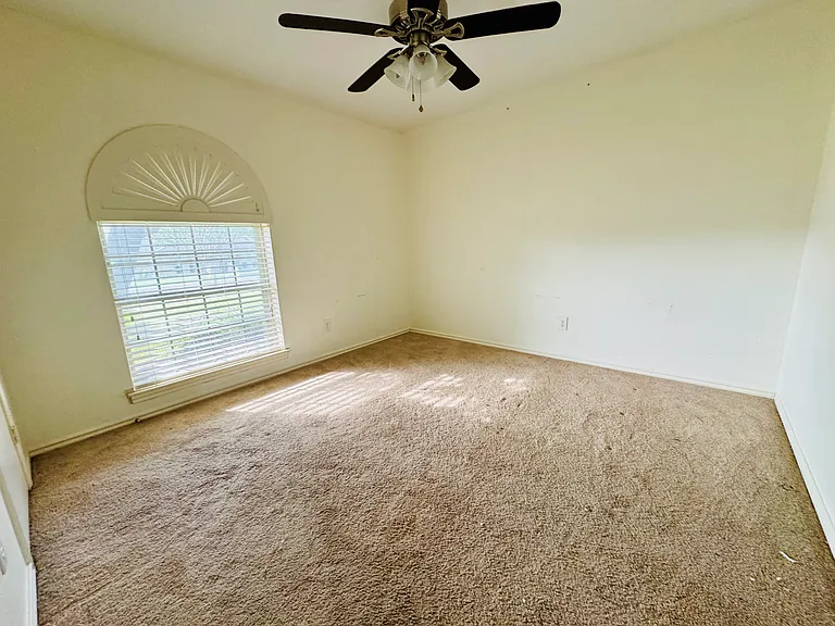 6010 Fawn Valley Ln — Photo 13