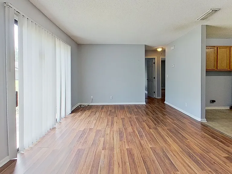 Comanche Street Duplexes — Photo 2