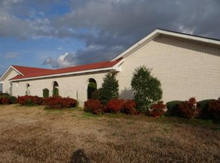 1350 E Tva Rd, West Point, MS 39773