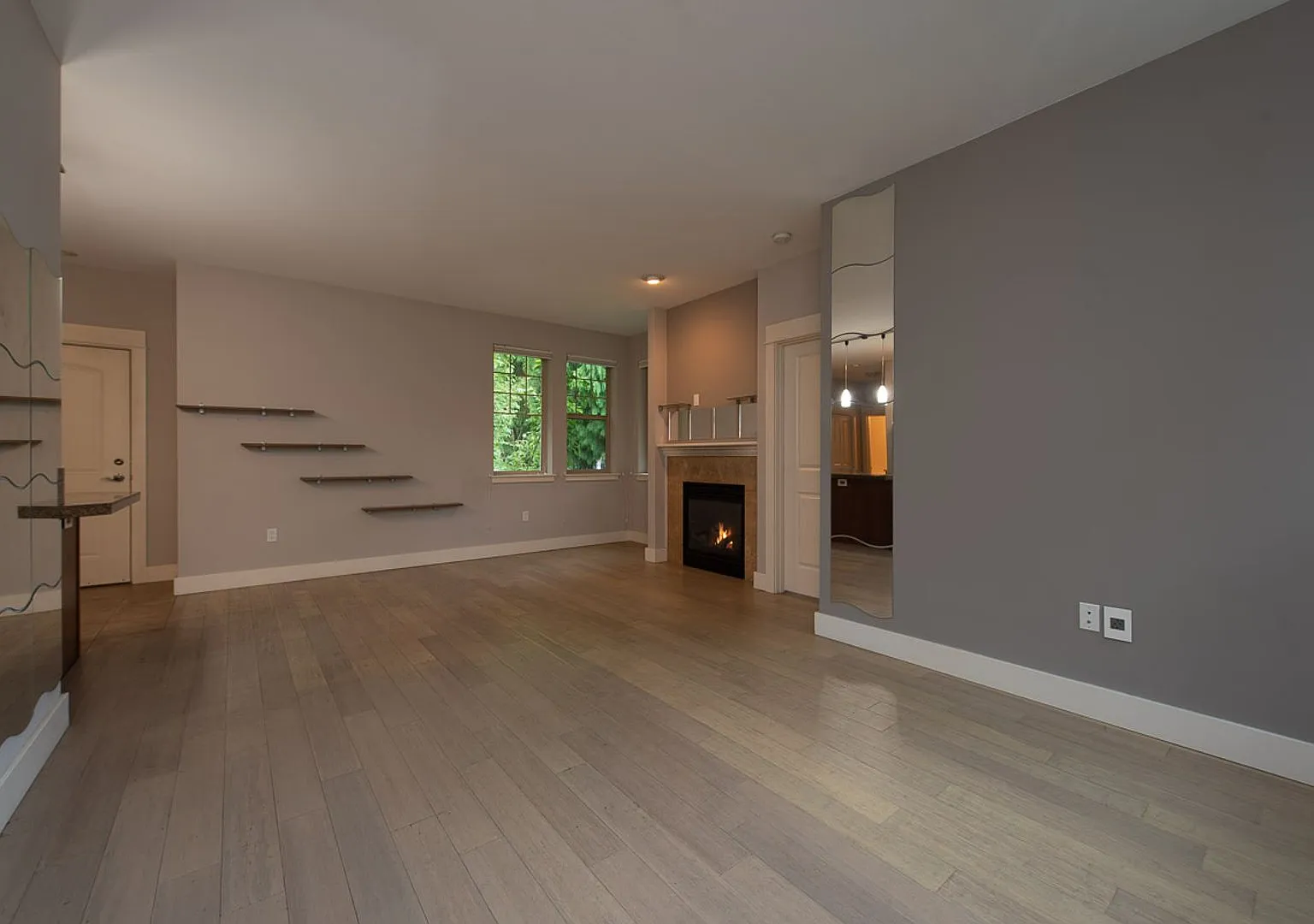 2 Bed 2 Bath Nelson Ridge Condo - Close to Everything! — Photo 4