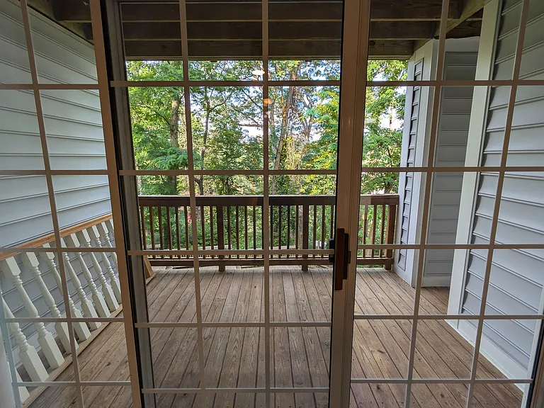 332 Overlook Dr — Photo 37