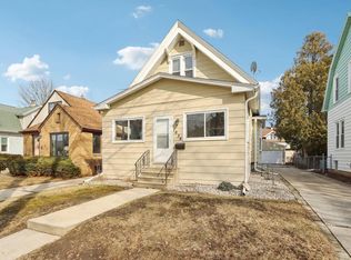 1634 S 80th St, West Allis, WI 53214