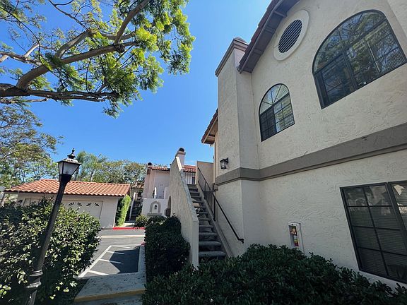 3rd image of 7612 Palmilla Dr Unit 46