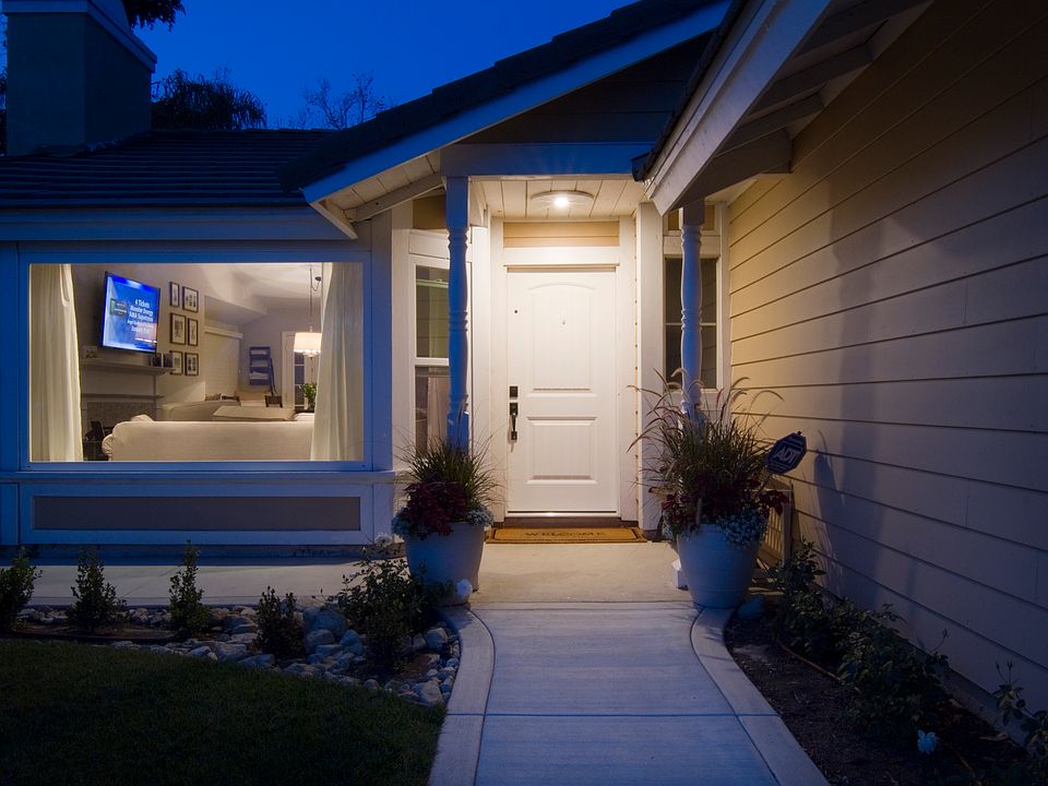 2nd image of 10538 Champagne Rd