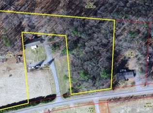 Sidden St, Mount Airy, NC