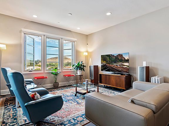 3rd image of 23500 Park Sorrento Unit H43