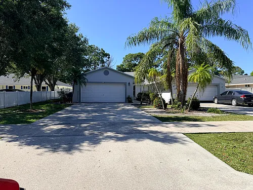 182 Sparrow Dr #A Photo 1