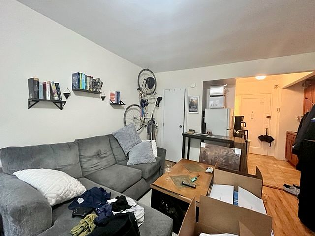 2nd image of 515 E 6th St APT C4