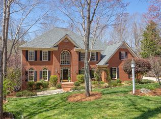 204 Rhododendron Dr, Chapel Hill, NC 27517