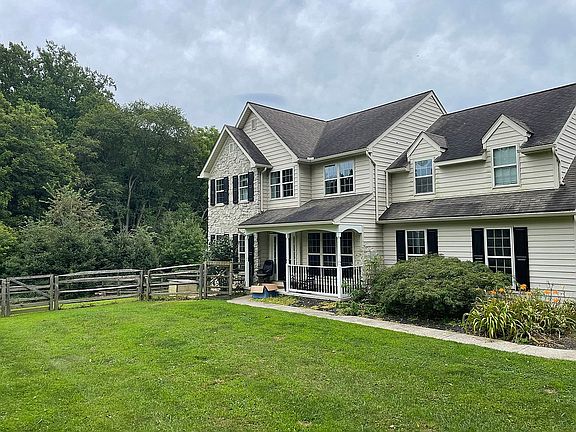 2nd image of 224 Elkview Rd