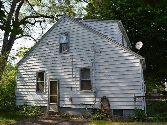 4th image of 502 Thomas St