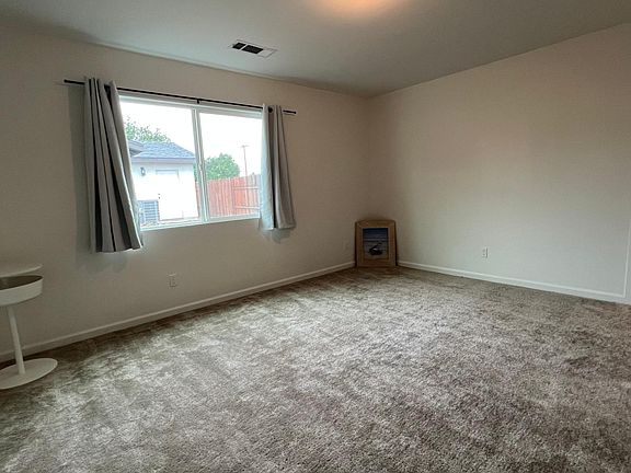 4th image of 3920 N Mountain View Ave #1