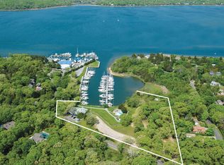 313 Three Mile Harbor Hog Creek Rd, East Hampton, NY 11937