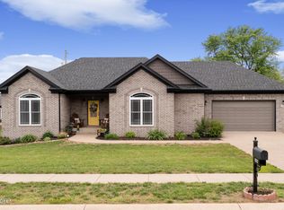 192 John Hudson Ln, Mount Washington, KY 40047