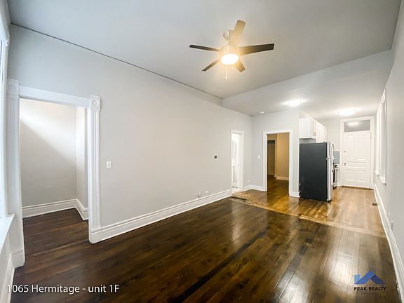 2nd image of 1065 N Hermitage Ave APT 2F