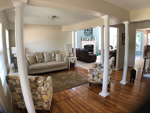 Front room
(636) 306-2542