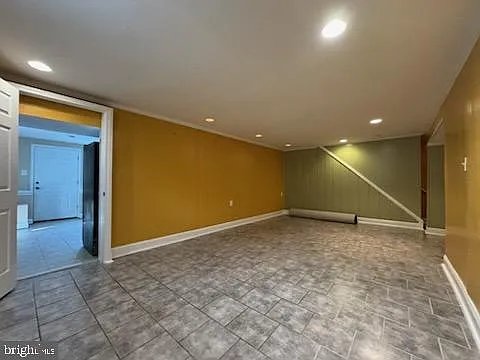 9207 4th St — Photo 3