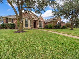 209 Ranchgate Trl, Mc Gregor, TX 76657