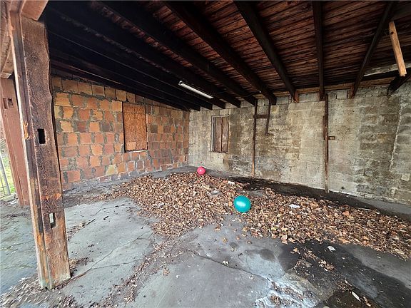 4th image of 97 Rohr St