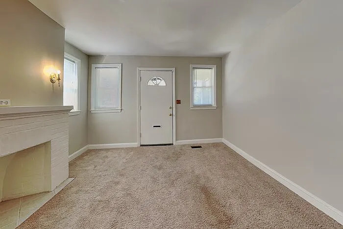 3802 Biddison Ln — Photo 3