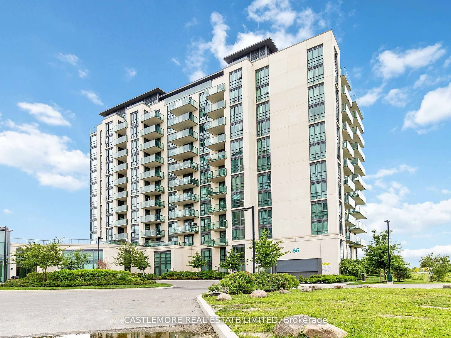 2 bed, $2,550 — Photo 2