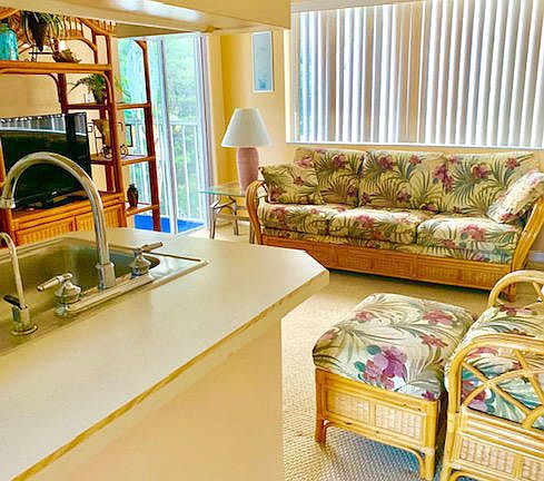 2nd image of 342 Beach Park Ln #1
