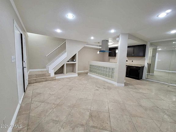 3rd image of 8025 N 32nd Ln