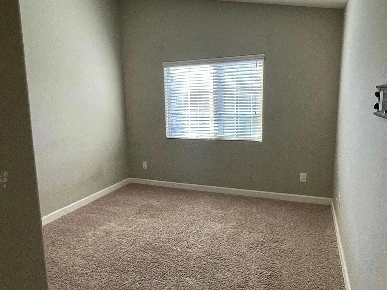 2150 W Alameda Rd #2135 — Photo 13