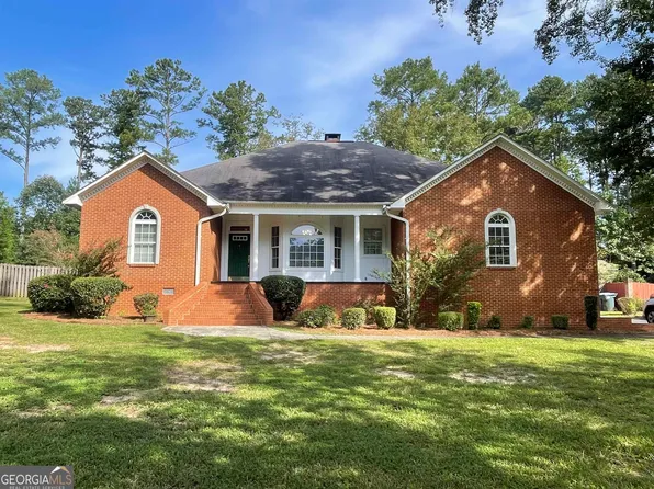 130 Cedar Creek Dr, Dublin, GA 31021