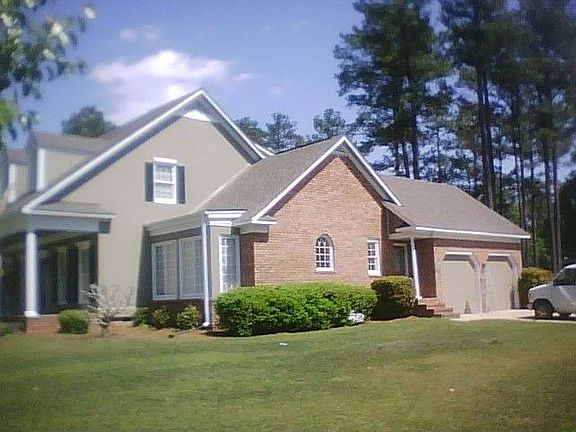 side view w. double garage