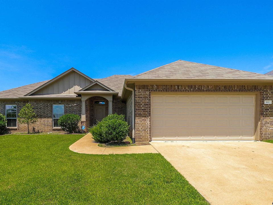 1st image of 311 Ash Dr