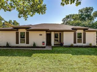 2633 Shadow Ridge Dr, Burleson, TX 76028