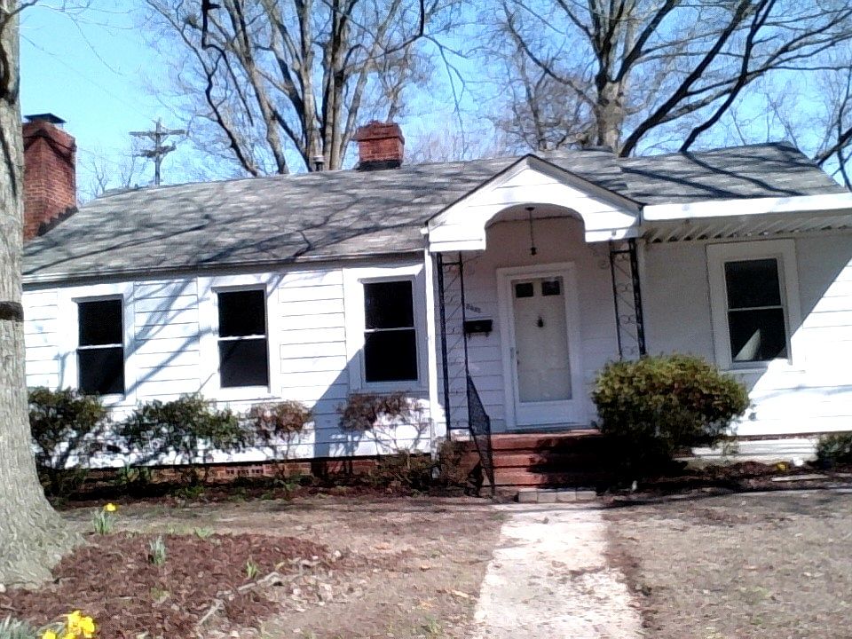 1st image of 2428 Acadia St