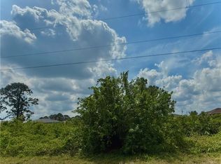 3215 66th St W, Lehigh Acres, FL 33971