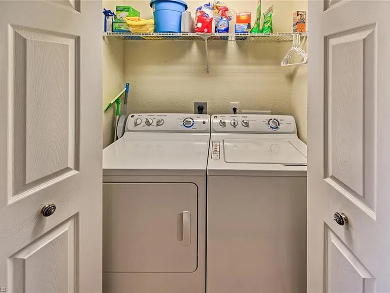9513 Avellino Way #2024 — Photo 20