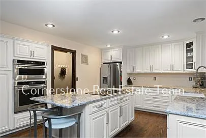 355 Paisley Dr — Photo 7