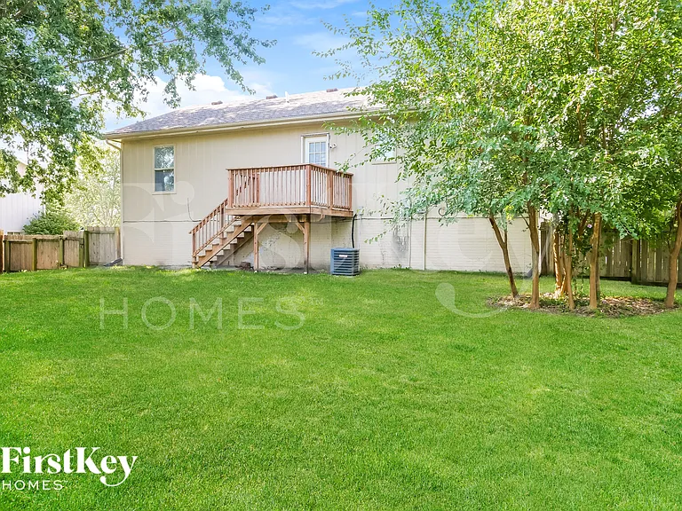 804 Covey Dr — Photo 14