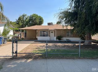 2703 Center St, Bakersfield, CA 93306