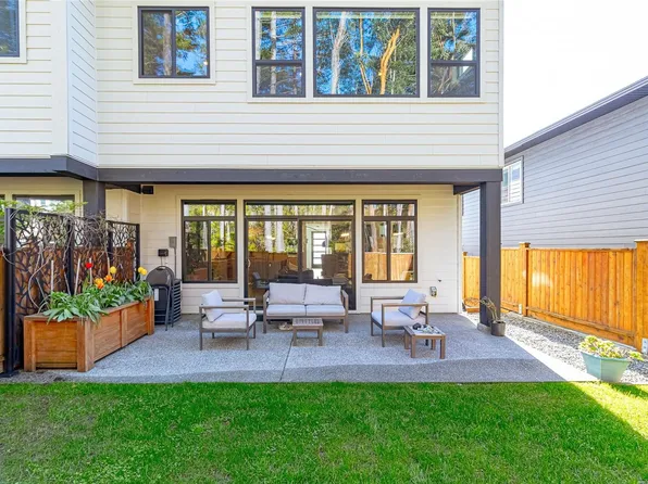 1367 Sandstone Ln, Langford, BC V9B 6Z8