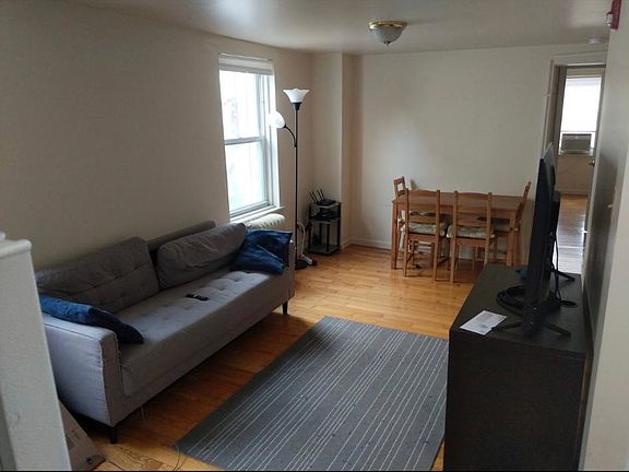 2nd image of 2207 Naudain St Floor 3