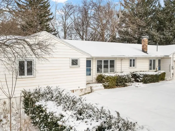 4322 Canal Rd, Spencerport, NY 14559