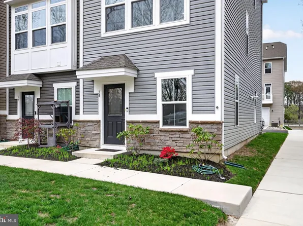 54 Sidney Ln, Stratford, NJ 08084