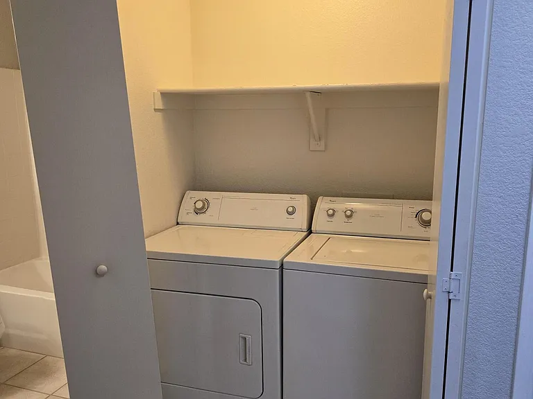 125 S 56th St #41 — Photo 10