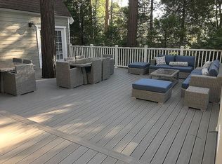 233 D Ln, Lake Arrowhead, CA 92352