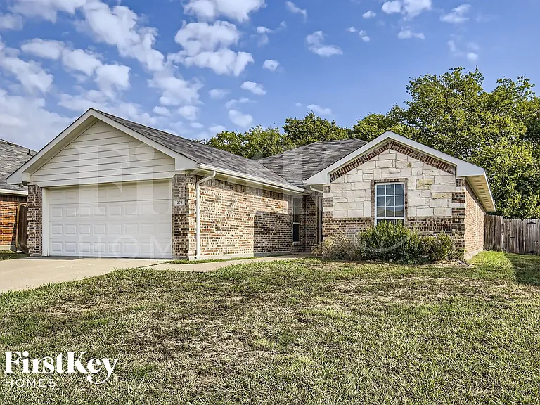 278 Meadowcrest Dr — Photo 2