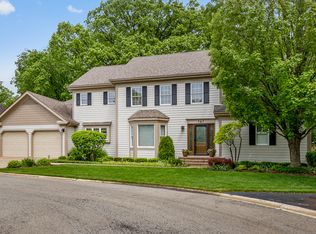 743 Farmstead Ct, Frankfort, IL